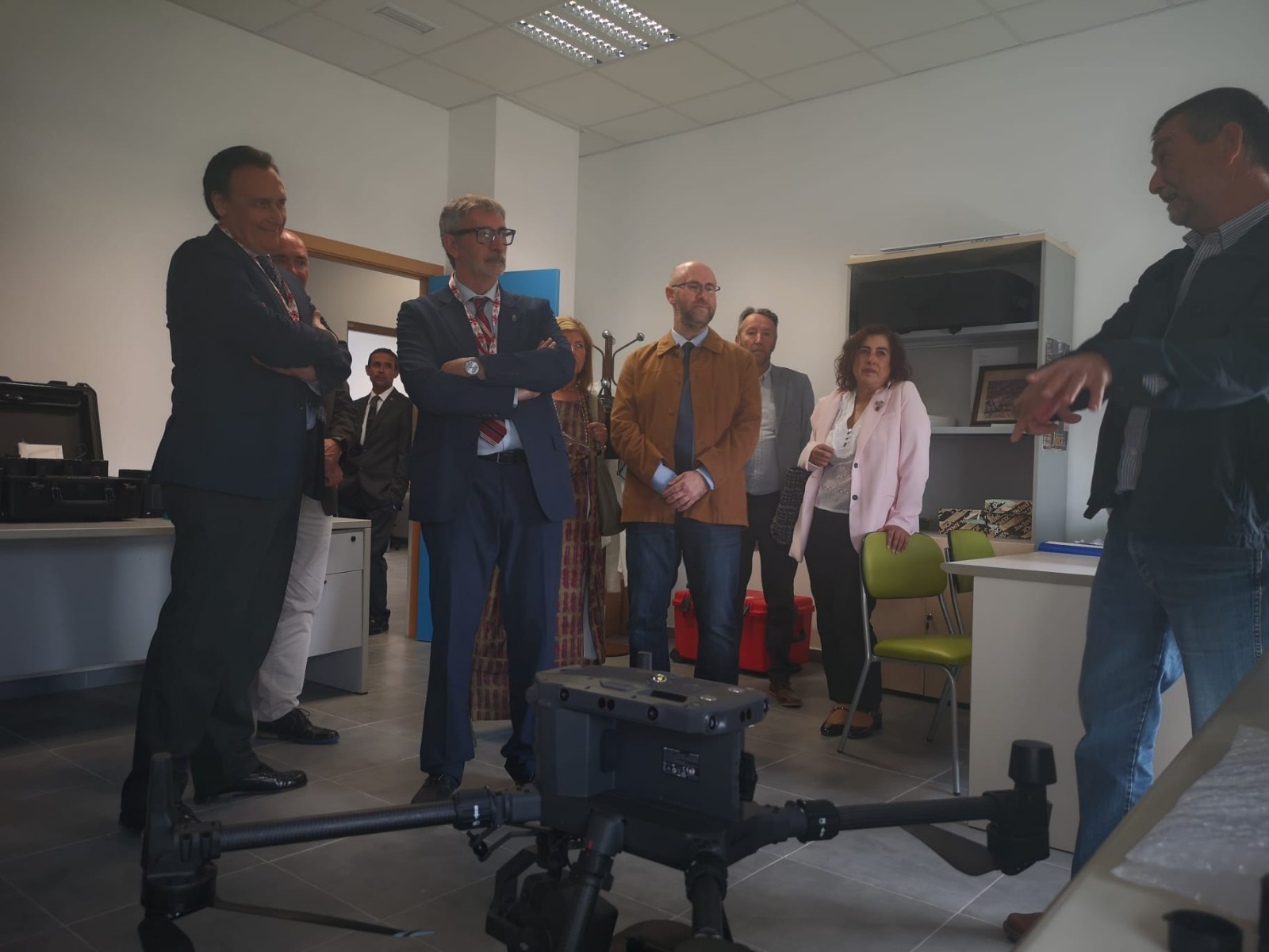 Visita del Consejero de Universidad, Investigación e Innovación al IVAGRO (sede Jerez)